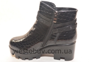 Зимние ботинки женские 3007