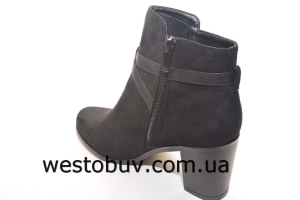 Ботинки с ремешком G184