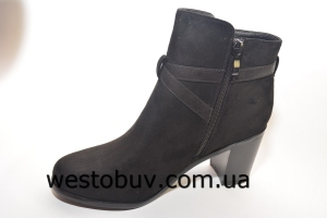 Ботинки с ремешком G184