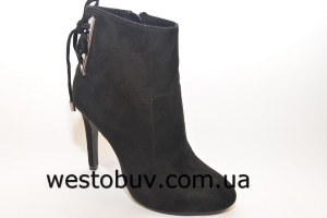 Черные ботинки на шпильке G265