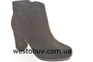 Ботинки для женщин  F050