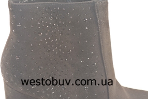 Ботинки для женщин  F050