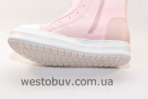 Розовые спортивные ботинки для женщин  NC 42