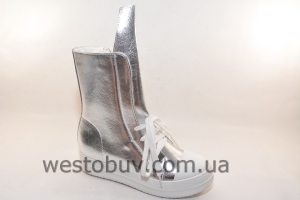 Спортивные весенние ботинки  NC 43