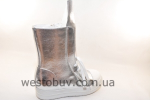 Спортивные весенние ботинки  NC 43