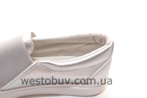 Серебристые мокасины для женщин  NB72P