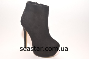 Демисезонные ботинки для женщин  QJ15717