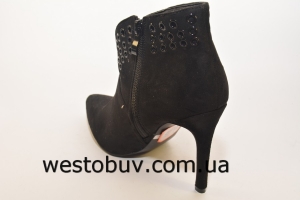 Ботинки на шпильке 2832b