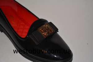 Балетки лаковые черные женские 630-16