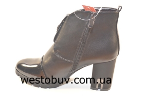 Ботинки женские демисезонные B02-30