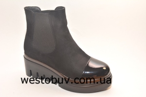 Ботинки замшевые для женщин CT812