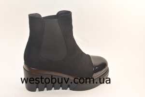 Ботинки замшевые для женщин CT812