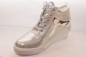 Сникерсы женские C6200-19