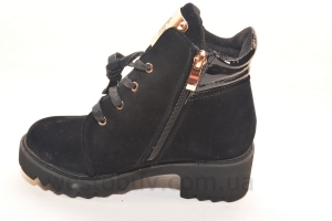 Ботинки зимние для женщин H277