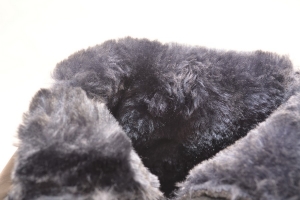 Женские замшевые ботинки зимние H261