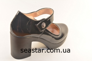 Лаковые туфли для женщин F1-16