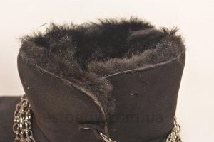 Женские зимние угги черненные цепочки S-1
