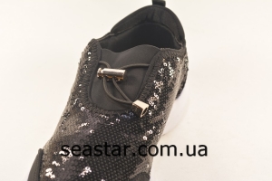 Кроссовки для женщин в черных пайетках BSO32
