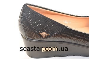 Женские туфли экко-лак H52-1