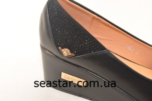Женские туфли с черными стразами  H52-3