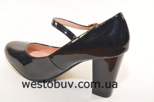 Женские туфли с пряжкой B767