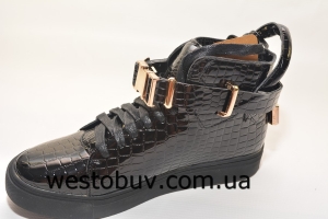 Молодежные ботинки декоративная пряжка 886