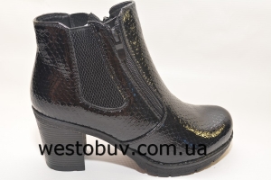 Ботинки  женские лаковые 61052