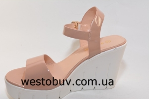 Босоножки женские Mengtin528-3