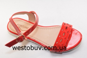 Женские красные босоножки C614