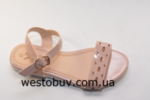 Босоножки женские бежевого цвета C613