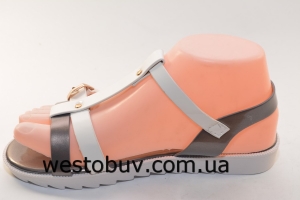 Женские босоножки A20