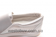 Серебристые мокасины для женщин  NB72P