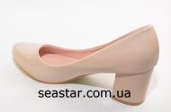 Бежевые туфли для женщин B653b